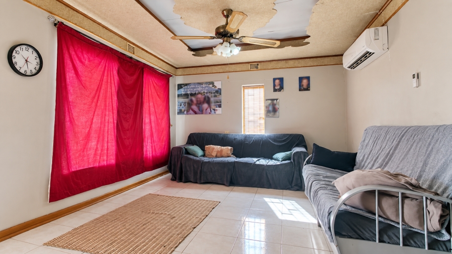 3 Bedroom Property for Sale in Geelhoutpark North West